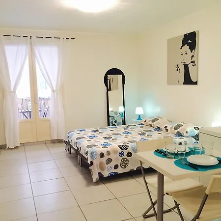 Metropole Vieux Apartamento *